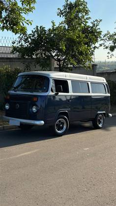 VOLKSWAGEN KOMBI 1.4 MI STD LOTAÇÃO 8V FLEX 3P MANUAL